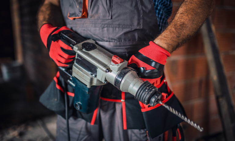 Dicas de Segurança ao Usar Furadeiras Equipamentos, Manutenção e Superfícies